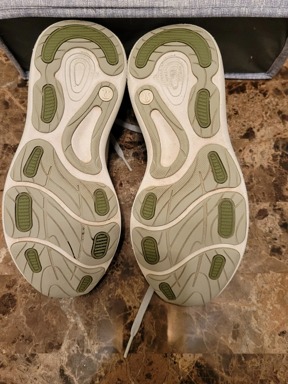 lululemon Chargefeel pale green sneakers